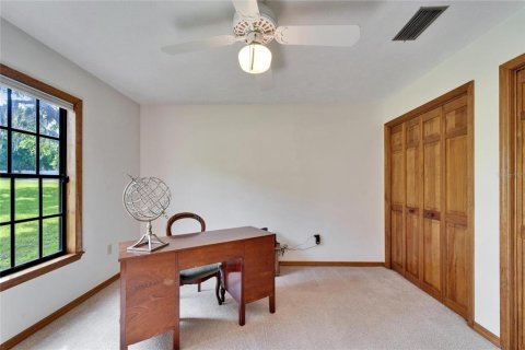 House in Dover, Florida 3 bedrooms, 177.44 sq.m. № 1615532 - photo 28