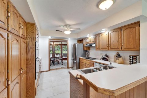 House in Dover, Florida 3 bedrooms, 177.44 sq.m. № 1615532 - photo 21