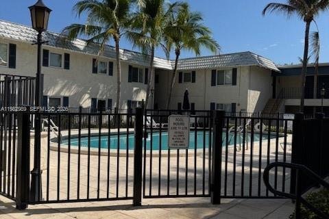 Снять в аренду кондоминиум в Пайнкрест, Флорида 37.35м2, № 2049848 - фото 9