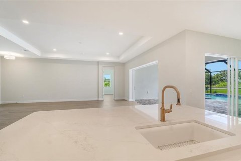 Купить виллу или дом в Парриш, Флорида 8 комнат, 237.74м2, № 2150378 - фото 24
