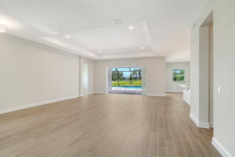 Купить виллу или дом в Парриш, Флорида 8 комнат, 237.74м2, № 2150378 - фото 18