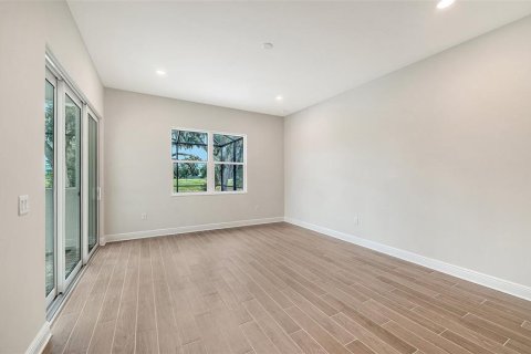 Купить виллу или дом в Парриш, Флорида 8 комнат, 237.74м2, № 2150378 - фото 28