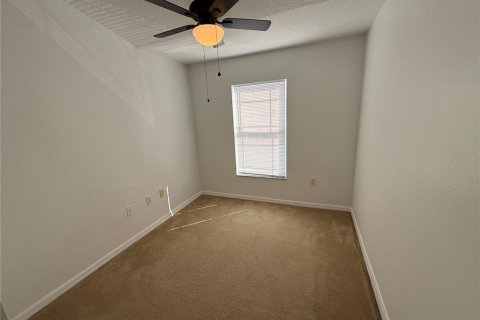 Townhouse in Lakewood Ranch, Florida 3 bedrooms, 125.98 sq.m. № 1192137 - photo 21
