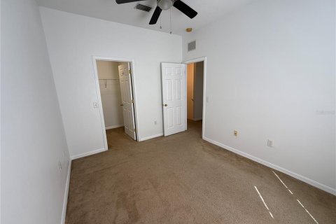 Townhouse in Lakewood Ranch, Florida 3 bedrooms, 125.98 sq.m. № 1192137 - photo 19