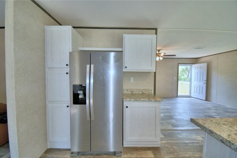 House in Lakeland, Florida 4 bedrooms, 176.89 sq.m. № 1813672 - photo 13
