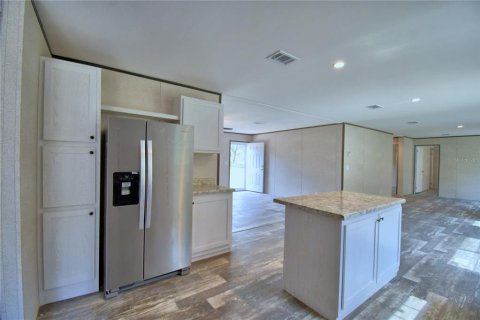 House in Lakeland, Florida 4 bedrooms, 176.89 sq.m. № 1813672 - photo 12