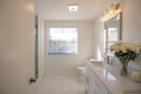 Снять в аренду таунхаус в Дейви, Флорида 3 спальни, 157.1м2, № 2048587 - фото 13