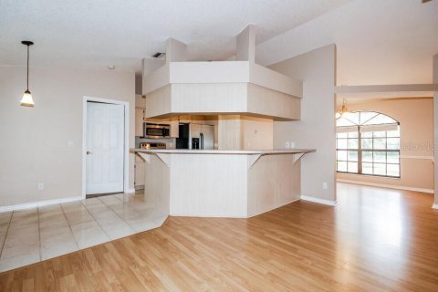 Villa ou maison à louer à Land O' Lakes, Floride: 3 chambres, 132.01 m2 № 1905086 - photo 6