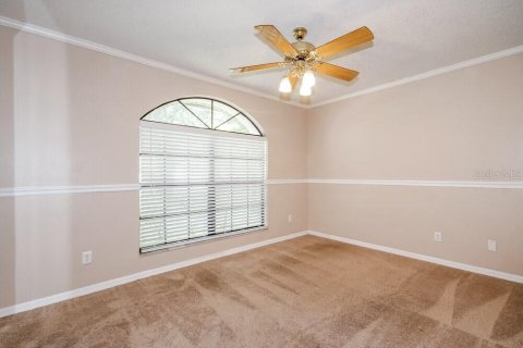 House in Land O' Lakes, Florida 3 bedrooms, 132.01 sq.m. № 1905086 - photo 11