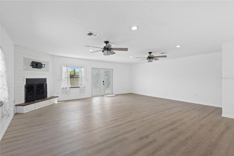 House in Bradenton, Florida 3 bedrooms, 184.6 sq.m. № 1720642 - photo 7