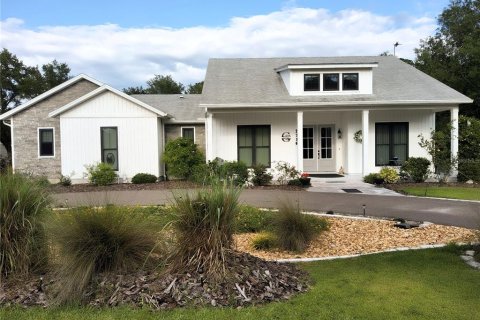 Casa en venta en New Smyrna Beach, Florida, 3 dormitorios, 213.68 m2 № 1407072 - foto 2