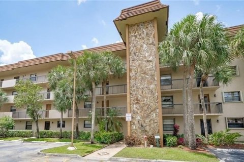 Condo à Tamarac, Floride, 2 chambres  № 2178285
