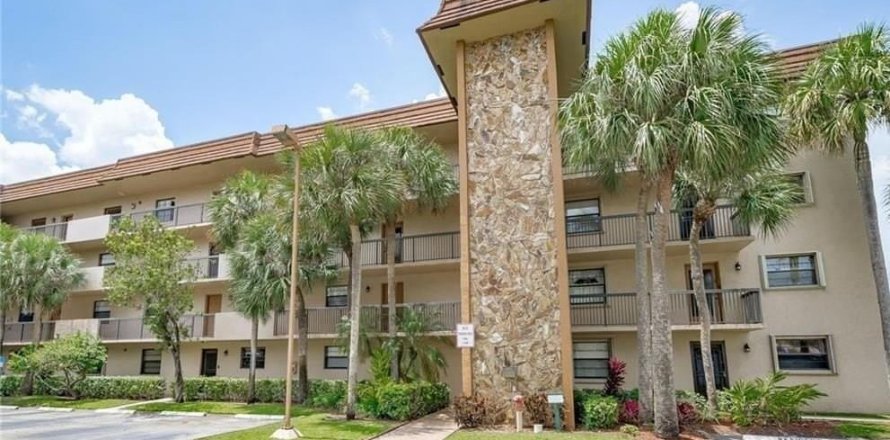 Condo à Tamarac, Floride, 2 chambres № 2178285