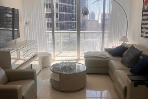 Condominio en Miami, Florida, 2 dormitorios № 2041751