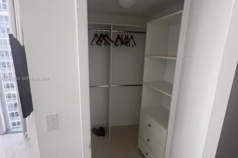 Condominio en alquiler en Miami, Florida, 2 dormitorios, 94.02 m2 № 2041751 - foto 22