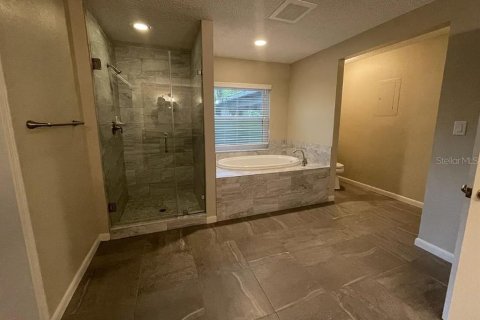 Villa ou maison à louer à Odessa, Floride: 3 chambres, 251.67 m2 № 2403036 - photo 20