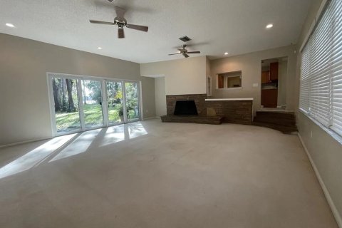 Villa ou maison à louer à Odessa, Floride: 3 chambres, 251.67 m2 № 2403036 - photo 15