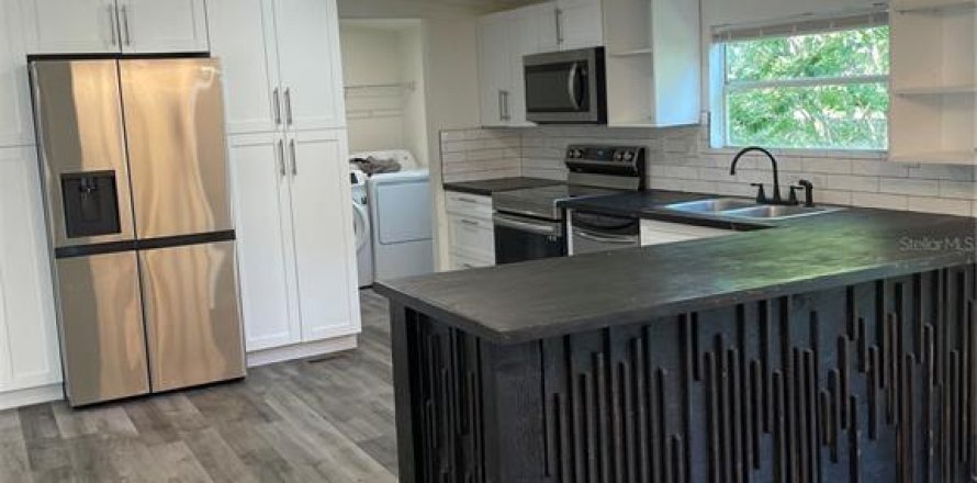 Appartement à Ocala, Floride 4 chambres, 165.55 m2 № 1806766