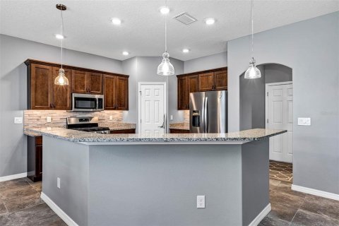 House in Leesburg, Florida 3 bedrooms, 172.98 sq.m. № 1885838 - photo 9