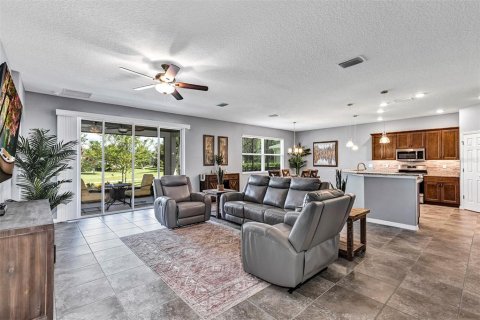 House in Leesburg, Florida 3 bedrooms, 172.98 sq.m. № 1885838 - photo 5