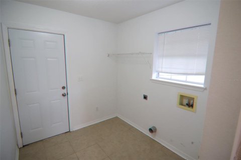 Villa ou maison à louer à Palm Coast, Floride: 4 chambres, 277.13 m2 № 2388590 - photo 6