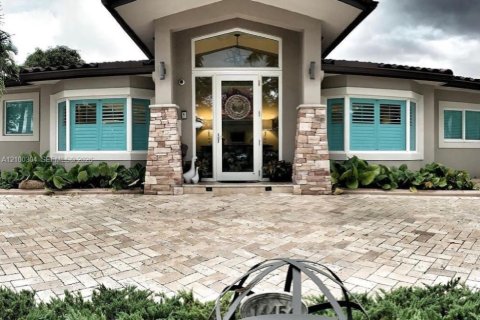 Casa en Miami, Florida 4 dormitorios, 230.58 m2 № 2420918