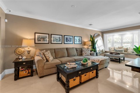 Casa en venta en Miami, Florida, 4 dormitorios, 230.58 m2 № 2420918 - foto 28