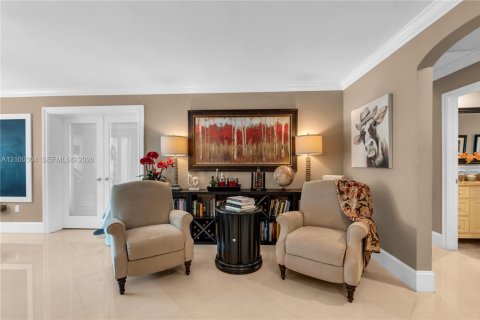 Casa en venta en Miami, Florida, 4 dormitorios, 230.58 m2 № 2420918 - foto 27