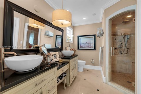 Casa en venta en Miami, Florida, 4 dormitorios, 230.58 m2 № 2420918 - foto 17