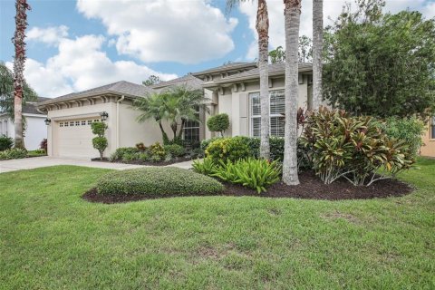Casa en venta en Wesley Chapel, Florida, 5 dormitorios, 284.65 m2 № 1914973 - foto 4