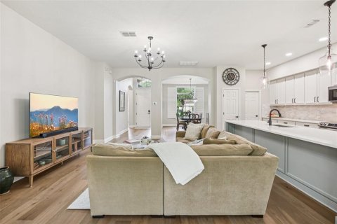 Casa en venta en Wesley Chapel, Florida, 5 dormitorios, 284.65 m2 № 1914973 - foto 10
