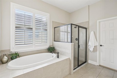 Casa en venta en Wesley Chapel, Florida, 5 dormitorios, 284.65 m2 № 1914973 - foto 30