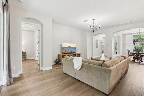 Casa en venta en Wesley Chapel, Florida, 5 dormitorios, 284.65 m2 № 1914973 - foto 12