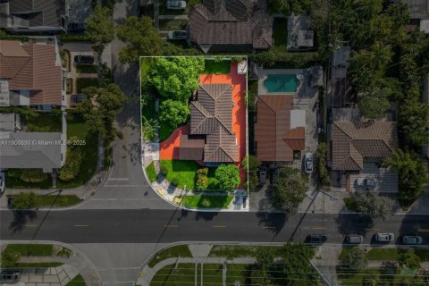 Снять в аренду виллу или дом в Уэст -Майами, Флорида 3 спальни, 135.64м2, № 2015962 - фото 29