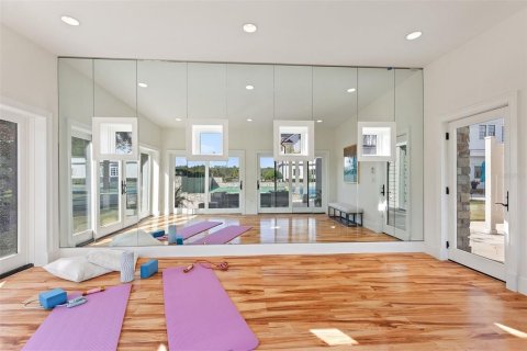 House in Chuluota, Florida 8 bedrooms, 1258.73 sq.m. № 2229389 - photo 19
