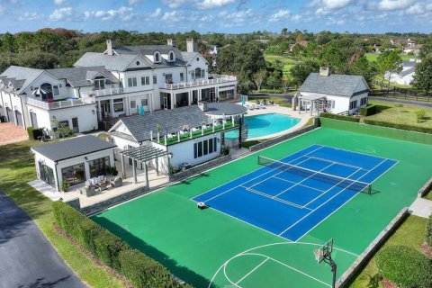House in Chuluota, Florida 8 bedrooms, 1258.73 sq.m. № 2229389 - photo 21