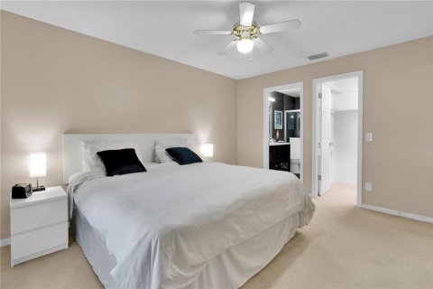 Condo in Orlando, Florida, 2 bedrooms  № 1725241 - photo 11