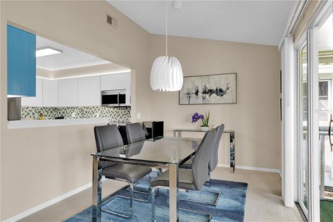 Condo in Orlando, Florida, 2 bedrooms  № 1725241 - photo 7