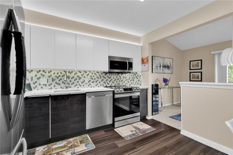 Condo in Orlando, Florida, 2 bedrooms  № 1725241 - photo 8
