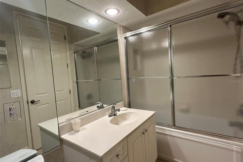 Villa ou maison à louer à Bradenton, Floride: 3 chambres, 166.76 m2 № 1734126 - photo 7