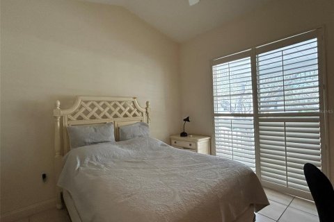 Villa ou maison à louer à Bradenton, Floride: 3 chambres, 166.76 m2 № 1734126 - photo 8