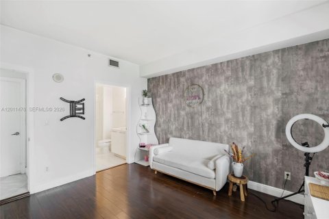 Купить кондоминиум в Майами, Флорида 2 спальни, 109.07м2, № 2244316 - фото 22