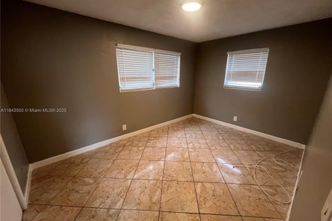 Casa en venta en Fort Lauderdale, Florida, 3 dormitorios, 89.19 m2 № 1836507 - foto 29