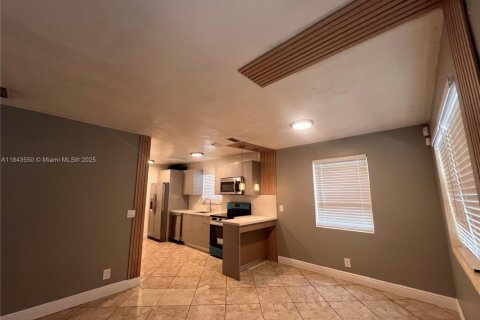 Casa en venta en Fort Lauderdale, Florida, 3 dormitorios, 89.19 m2 № 1836507 - foto 17
