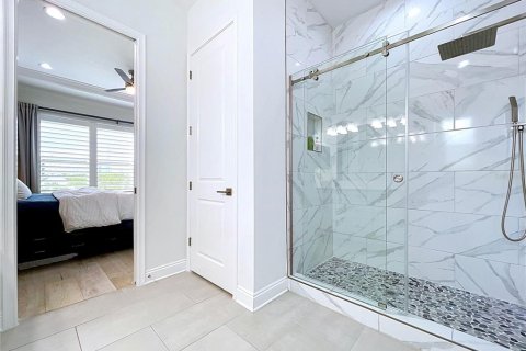 Townhouse in Tampa, Florida 4 bedrooms, 243.4 sq.m. № 2411578 - photo 5