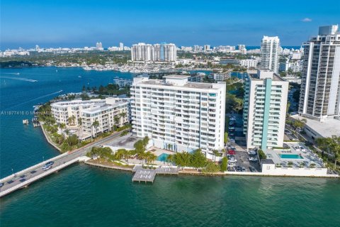 Купить кондоминиум в Майами-Бич, Флорида 2 спальни, 119.57м2, № 1981711 - фото 20