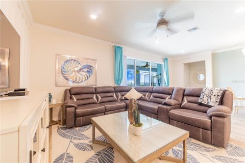 Villa ou maison à vendre à Davenport, Floride: 8 chambres, 374.95 m2 № 1826965 - photo 17