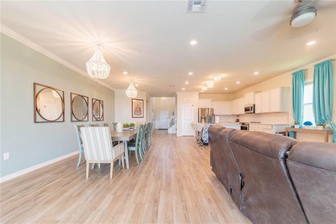 Villa ou maison à vendre à Davenport, Floride: 8 chambres, 374.95 m2 № 1826965 - photo 18