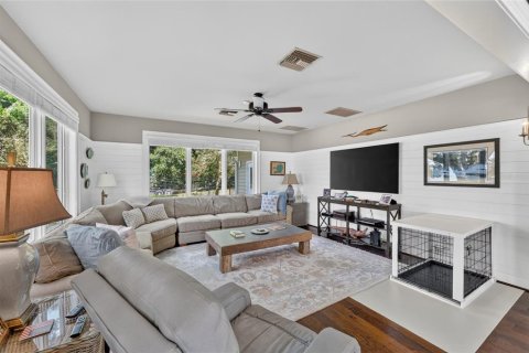 Villa ou maison à vendre à Ocklawaha, Floride: 4 chambres, 285.95 m2 № 2237895 - photo 16