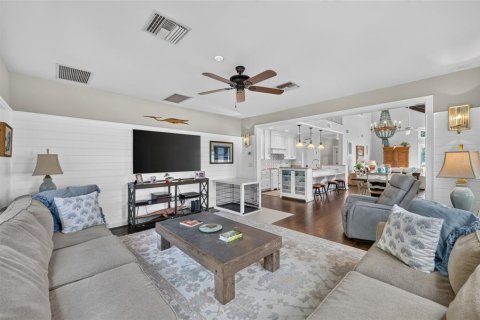 Villa ou maison à vendre à Ocklawaha, Floride: 4 chambres, 285.95 m2 № 2237895 - photo 18